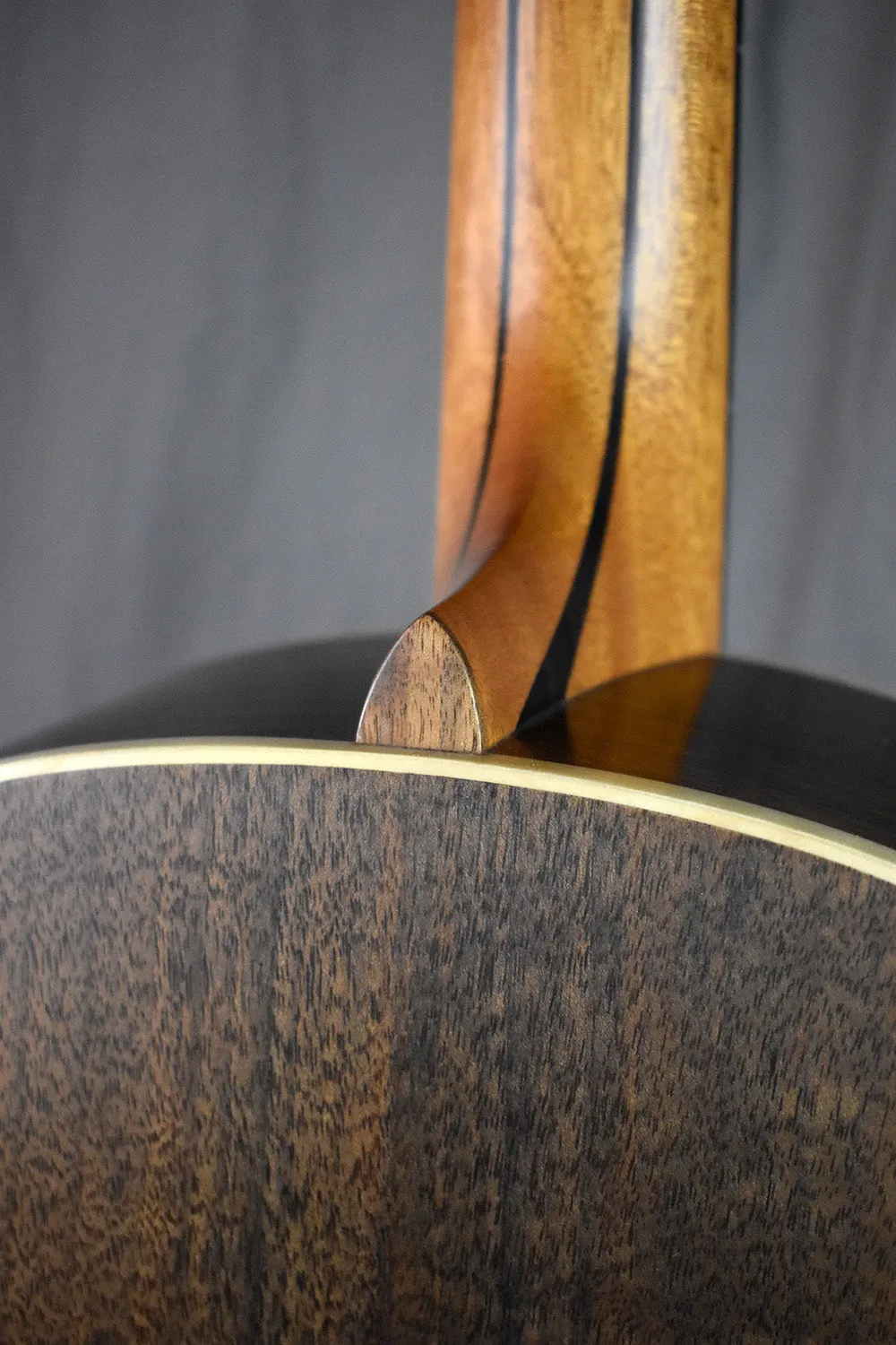 2022 Lowden F-23 Cedar/Walnut