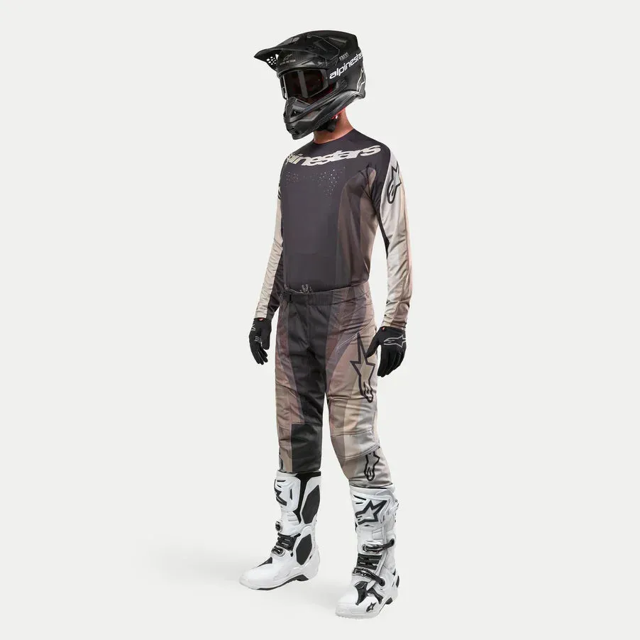 Alpinestars 2024 Techstar Pneuma Jersey/Pant Kit [Closeouts]