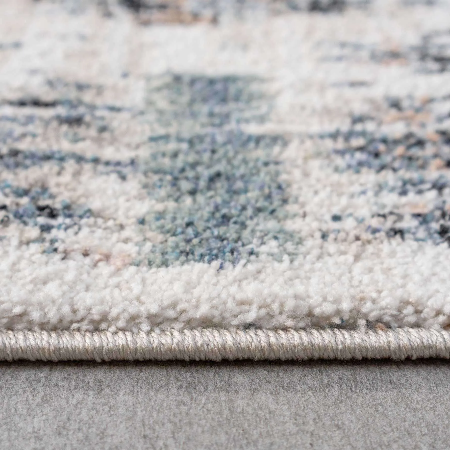 Blue Mottled Trellis Living Room Rug - Polly