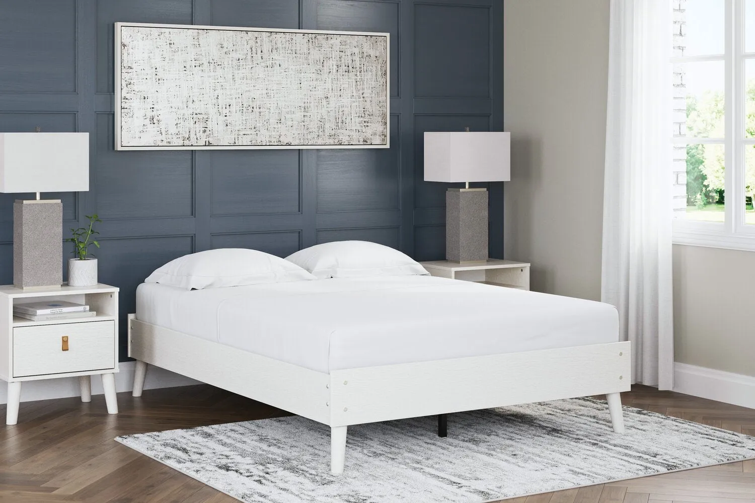 Caramat Full Platform Bed - White