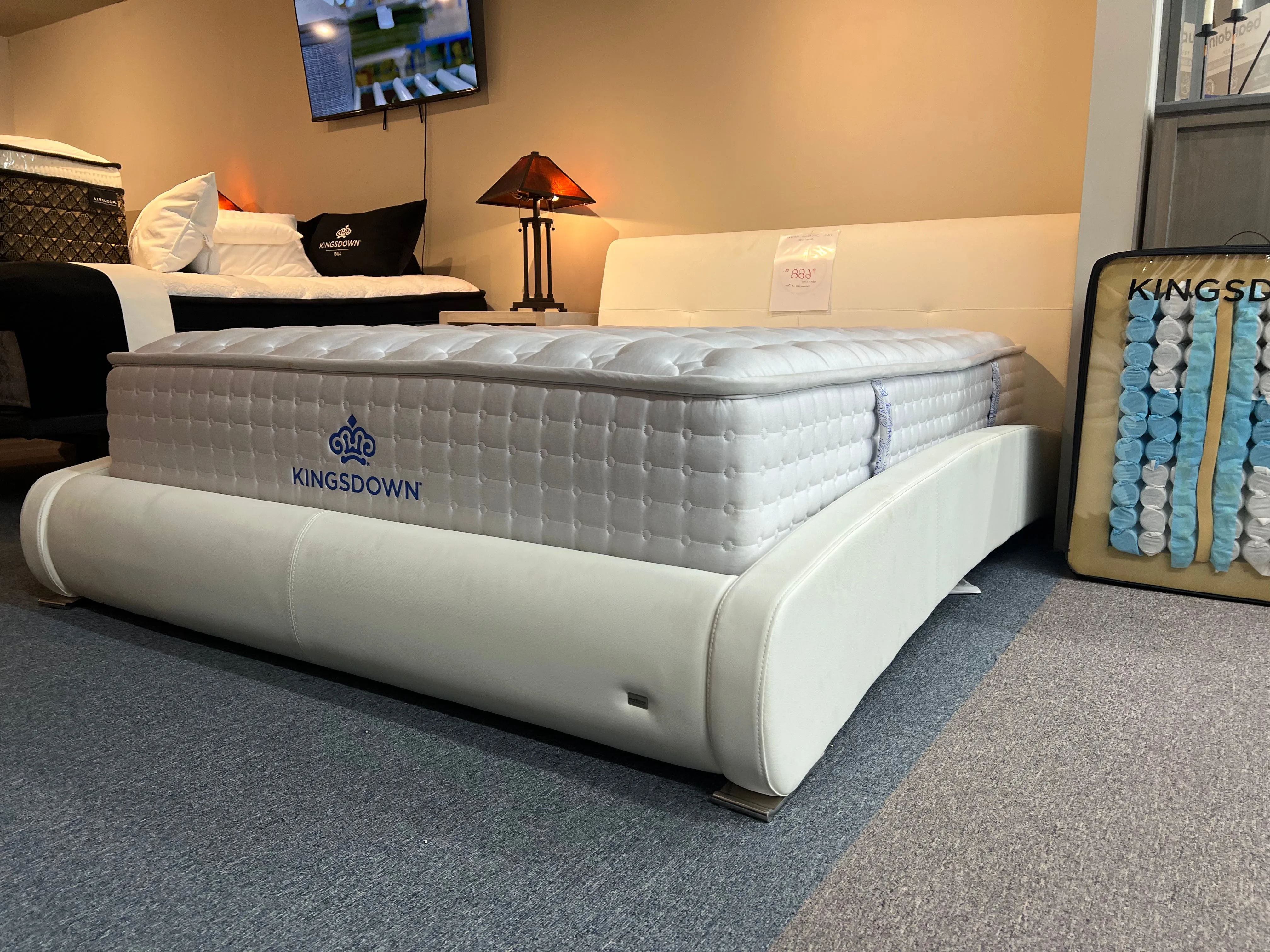 [CLEARANCE] FBG. Sinfonia Platform Bed Queen Size