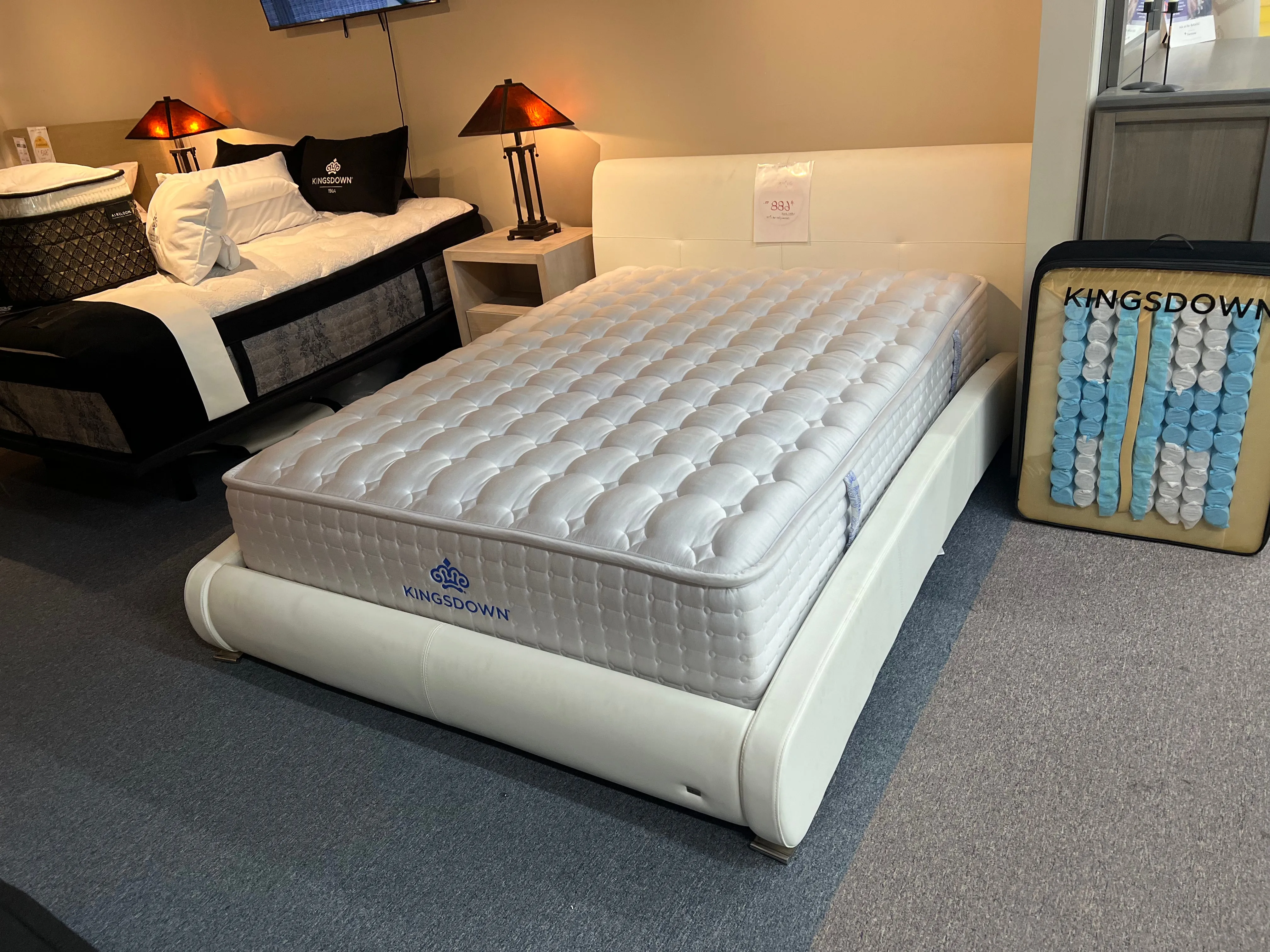 [CLEARANCE] FBG. Sinfonia Platform Bed Queen Size