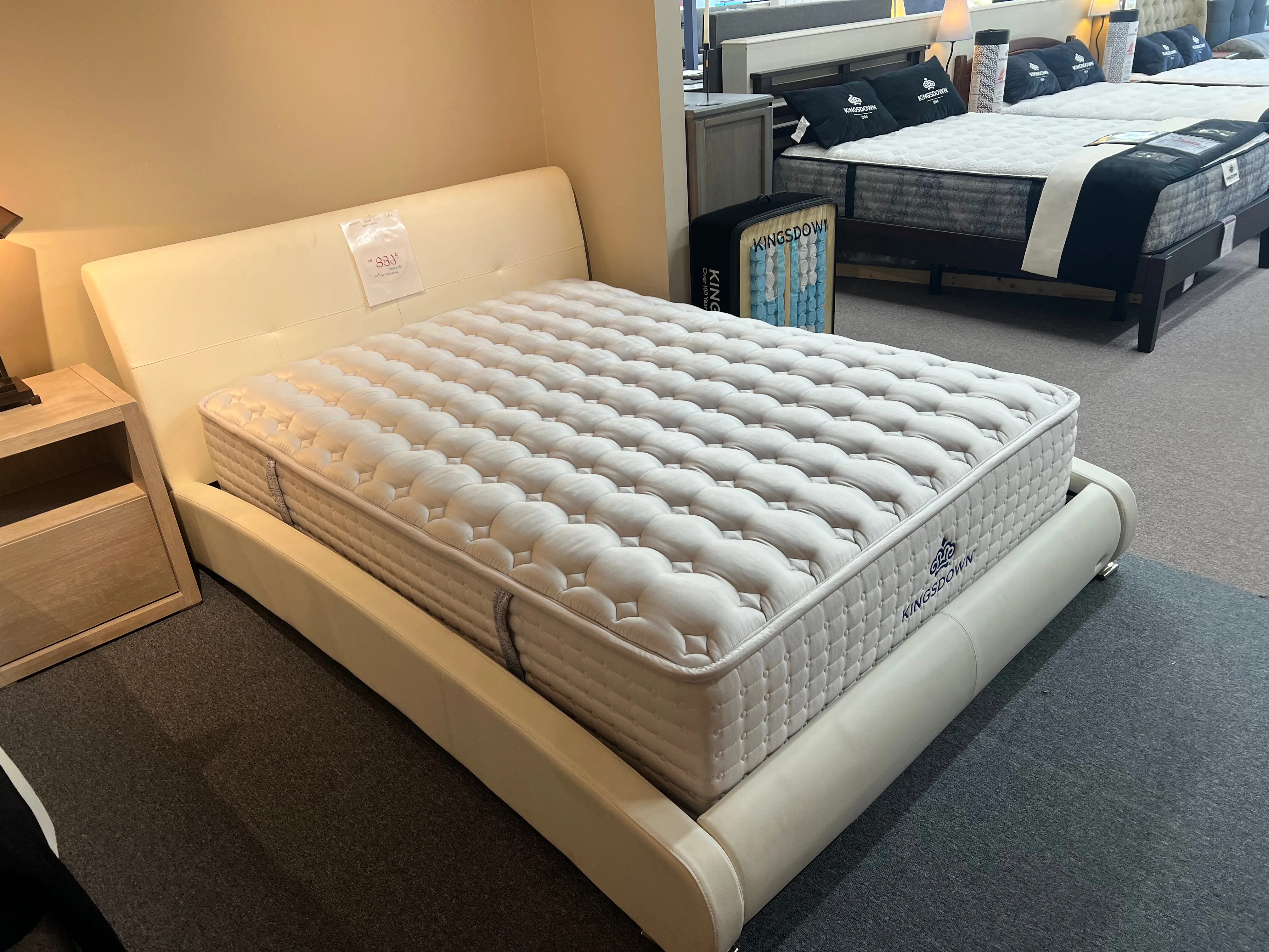 [CLEARANCE] FBG. Sinfonia Platform Bed Queen Size