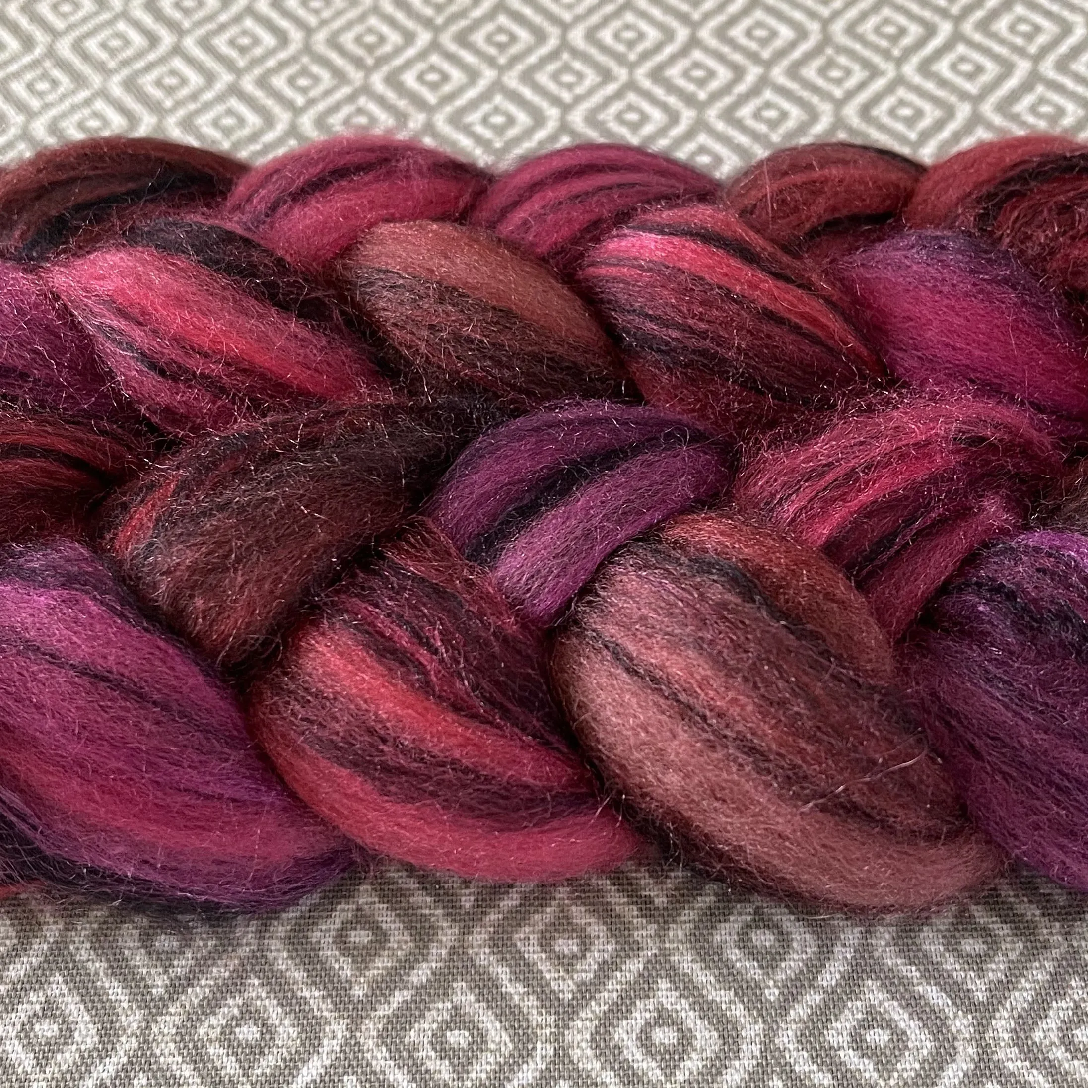 Polwarth Black Bamboo Silk Roving - Ruby