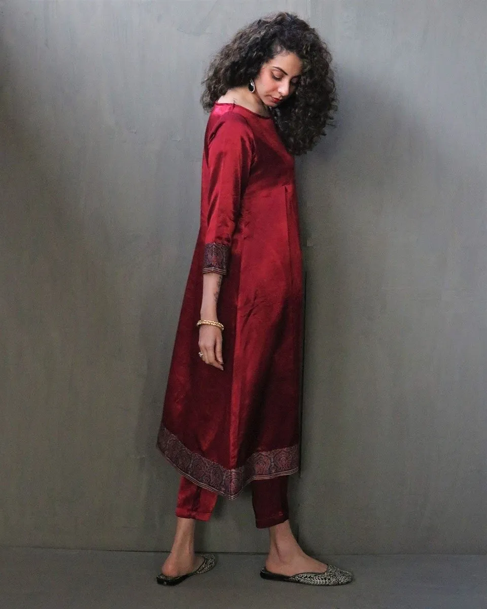 Scarlette Handprinted Mashru Silk Kurta Set