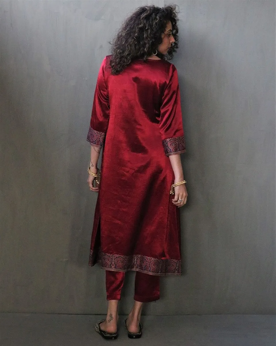 Scarlette Handprinted Mashru Silk Kurta Set